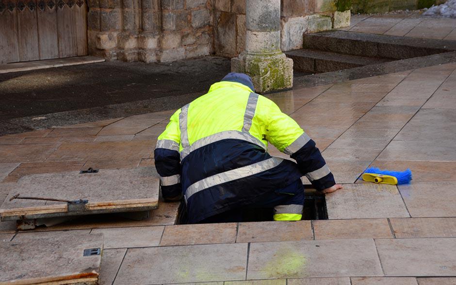 comment déboucher un évier Villejuif